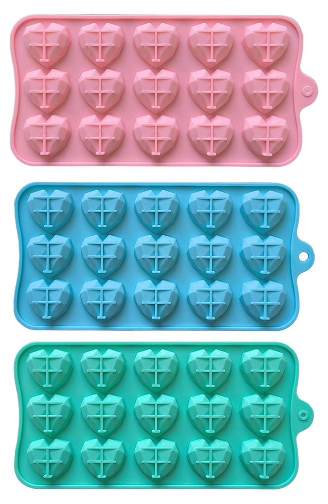 3D-Diamantherz-Silikonform mit 15 Fächern, ideal zum Backen von Kuchen, Schokoladenmousse und Desserts.