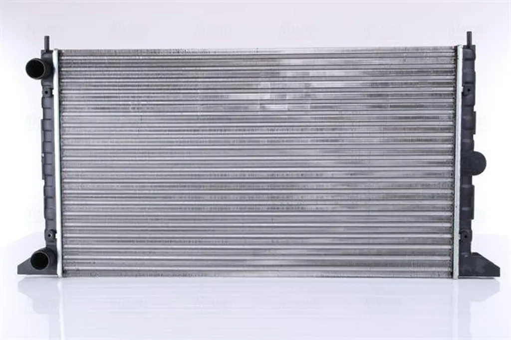 Radiateur moteur NISSENS 63993 : fini les surchauffes sur Ford Galaxy