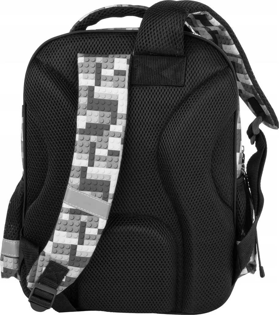 Recensione Zaino Derform Moro Military | Qualità e Comfort per lo Studio - 5