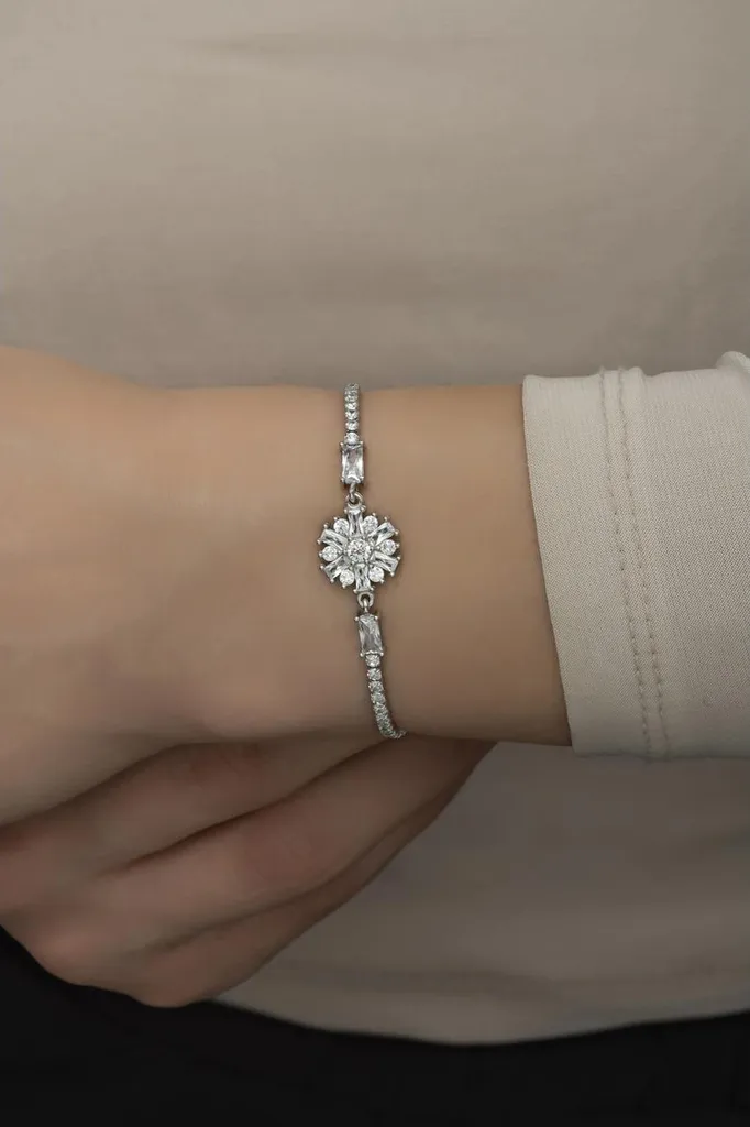 Bracelet tennis argent 925 fleurs pour mariage et soirées habillées
