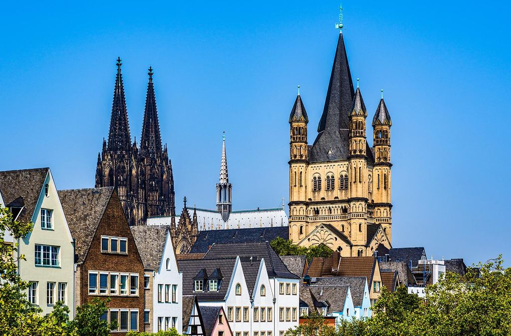 Jochen Schweizer Dom- und Altstadtführung Köln; Erlebnis verschenken oder selbst erleben; Gutschein gültig für 1 Person Gruppengröße: 2-25 P...