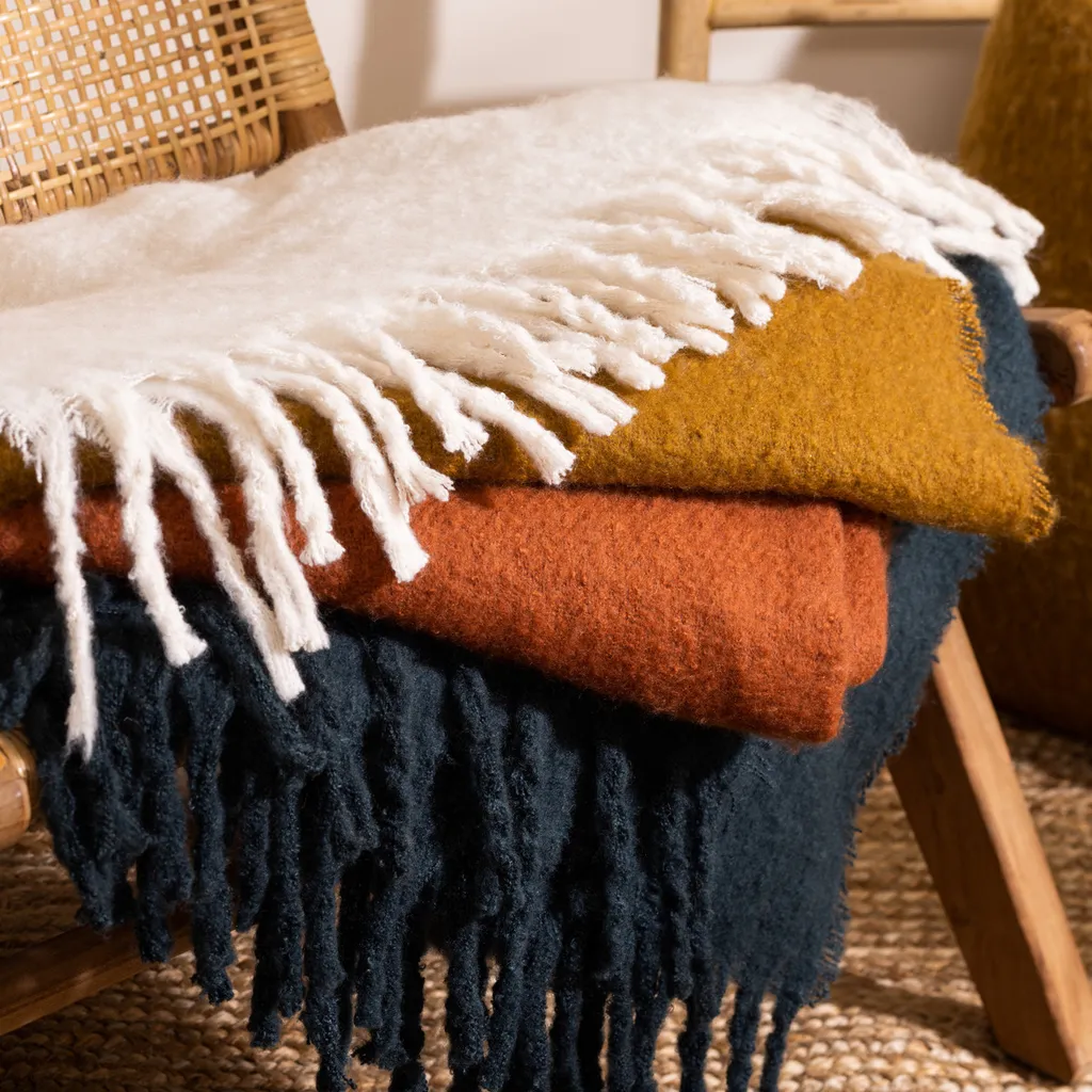 Couverture à franges KODI 130x180 cm en maille douce pour canapé - 5