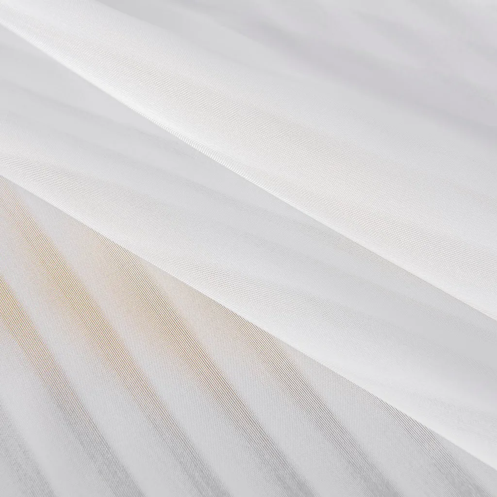 Voilages épais blancs 110g/m² protection visuelle et design à rayures
