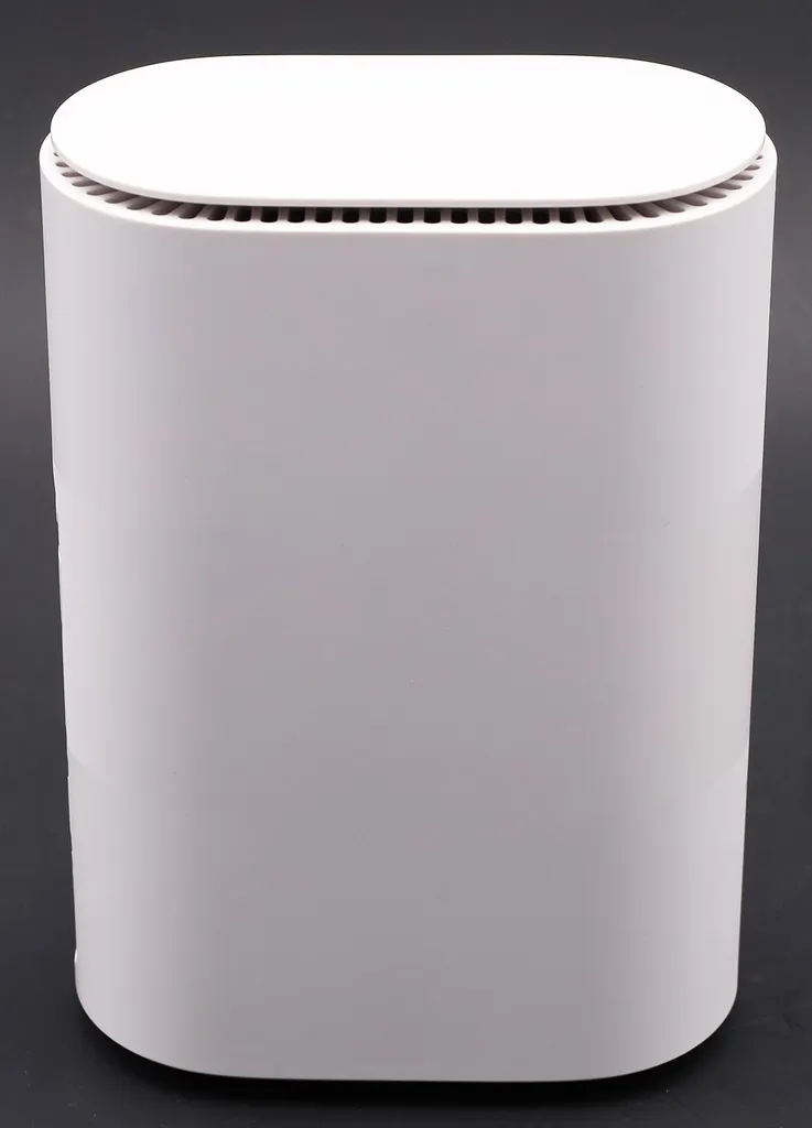 ZTE MC801A HyperBox Routeur 5G Dual-Band Wi-Fi 6 Blanc Haute Performance