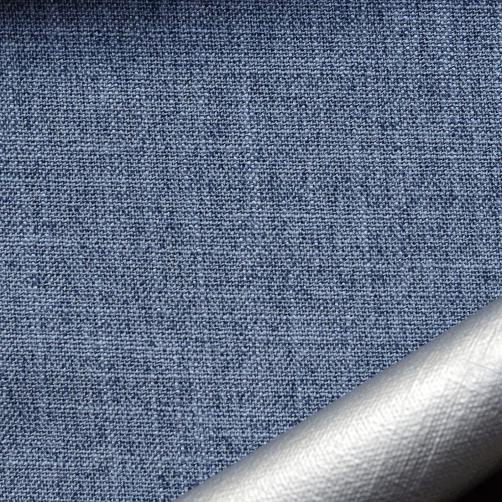 Metallisierter, verdunkelnder und wärmeisolierender Stoff