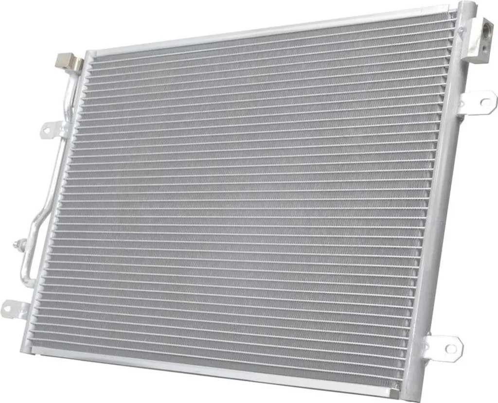 Condenseur de climatisation AUDI A4 HELLA idéal pour un air frais