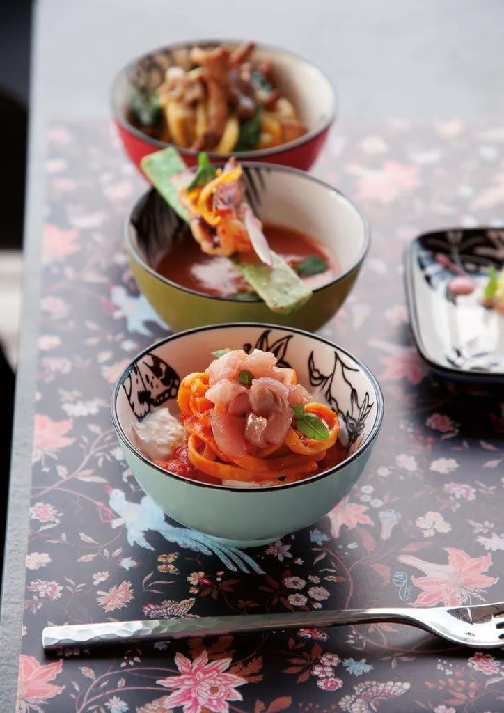 Set dégustation asiatique : 2 bols rouges pour Ramen et Bo-bun WD
