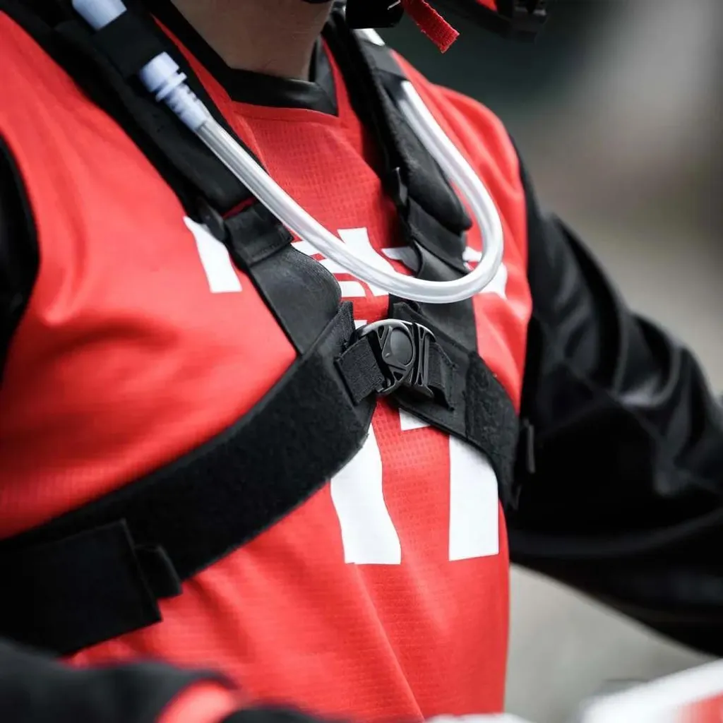Sac d'hydratation Trail Hebo Noir : Confort et Performance en Course