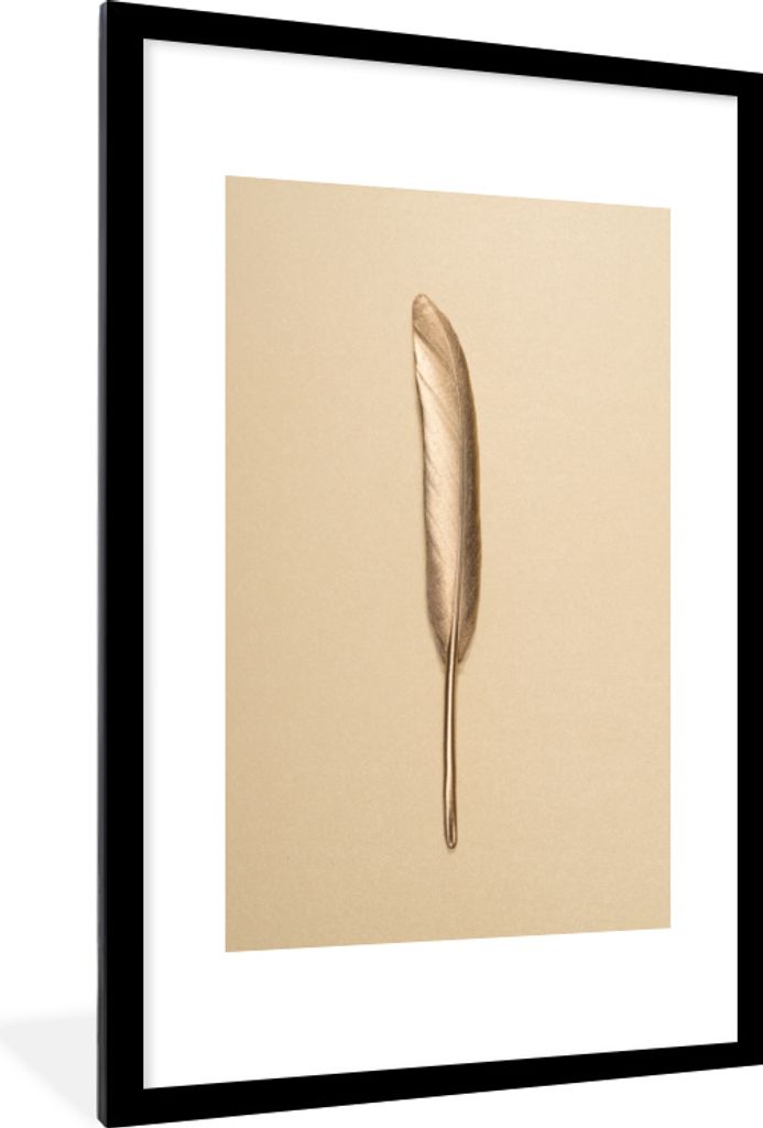 MuchoWow MuchoWow Gerahmtes Poster Gold bemalte Feder auf goldenem Hintergrund 60x90 cm - Poster mit zchwarzem Bilderrahmen - Dekoration - Wand...