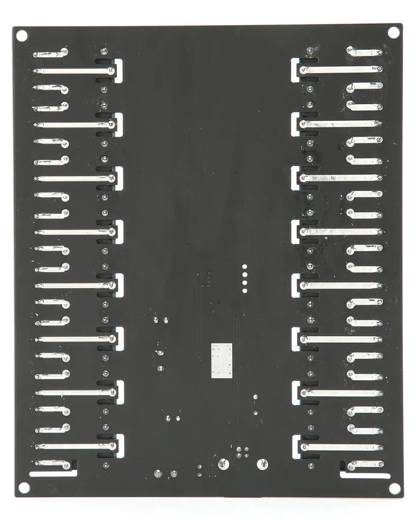 Module Relais USB 16 Canaux Anti-Interférence avec Isolation Optique - 5