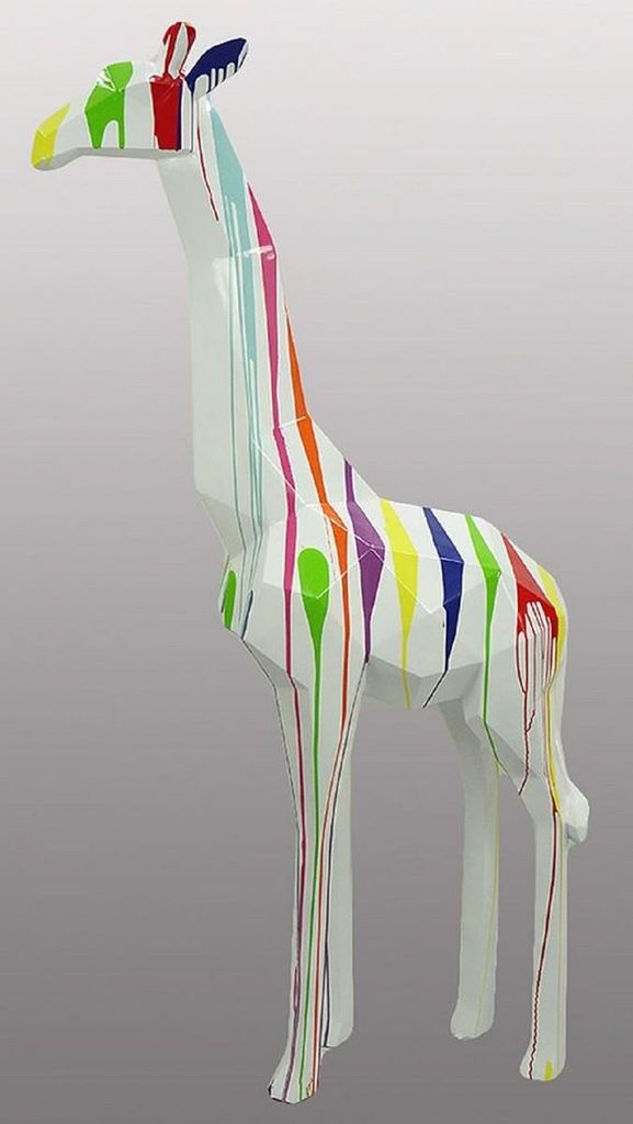 Casa Padrino Luxus Designer Deko Skulptur Giraffe Weiß / Mehrfarbig H. 200 cm - Riesige Gartenskulptur - Lebensgroße Skulptur - XXL Deko Skulptur...