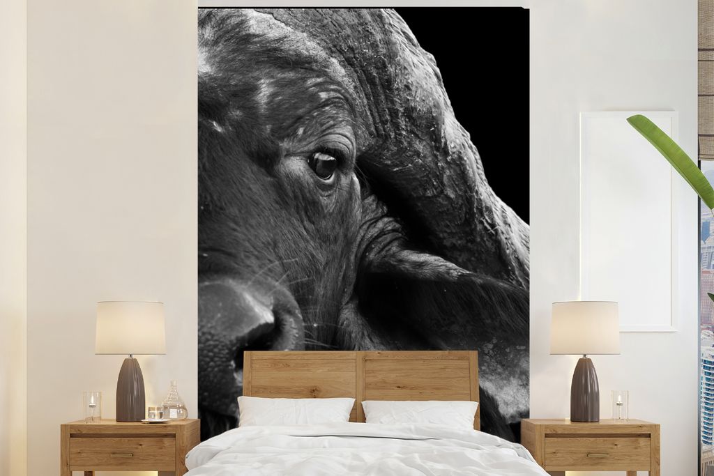 MuchoWow Fototapete für Wohnzimmer oder Schlafzimmer Wandtapete Vinyl Motivtapete Büffel - Tiere - Schwarz - Weiß - 145x220 cm - Wanddekoration