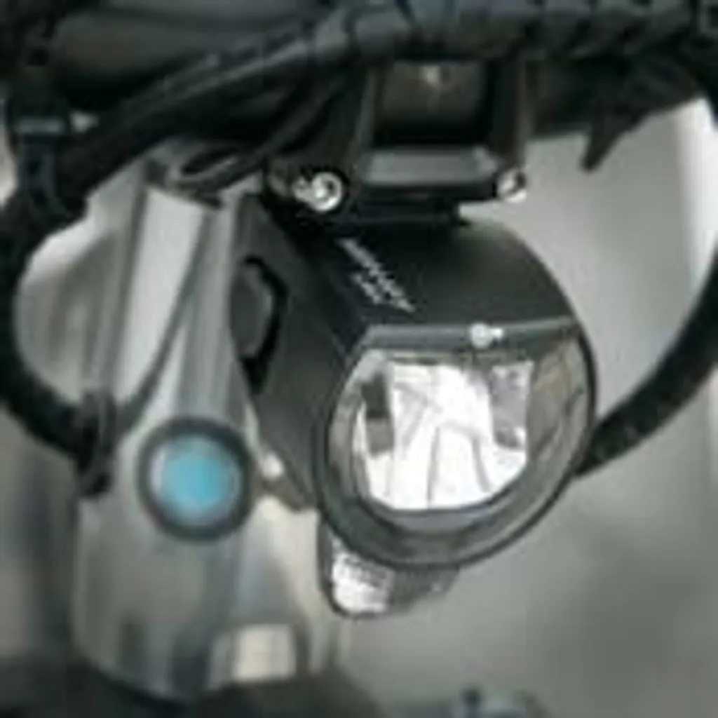 Phare MonkeyLink SkyeLight Front Connect 150 Lux : Fini le Câblage - 2