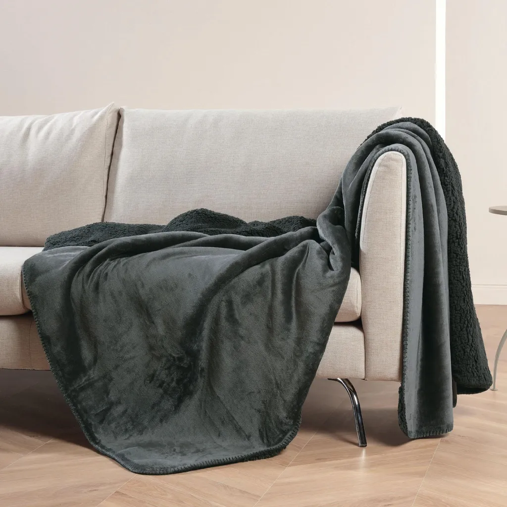 Accogliente coperta XXL 150x200cm ( nero ) Soffice coperta reversibile, flanella sherpa in pile, spessa coperta da divano - coperta da divano copriletto - 450g/m²