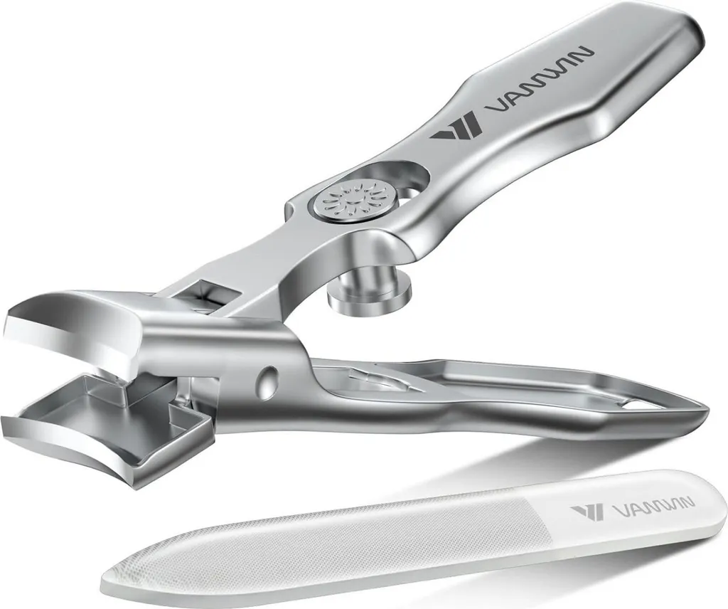 Coupe-ongles puissant pour seniors : fini les projections et ongles durs