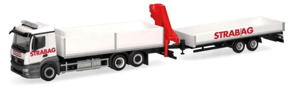 Herpa 320665 - 1:87 MB Actros M Baustoff-LKW mit Kran und Tieflade-Anhänger STRABAG