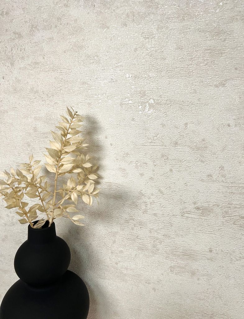 NEWROOM Tapete Creme Vliestapete Beton - Betonoptik Modern Natur Sand Zement Metallic Betonwand 3D Optik Rustikal