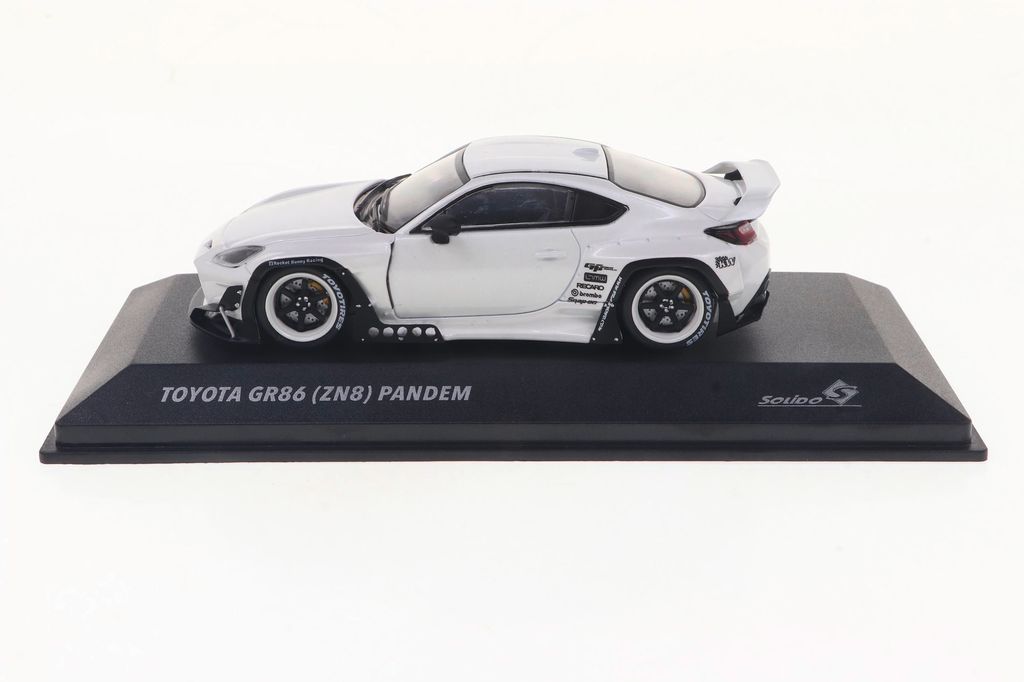 Solido Modellauto Maßstab 1:43 Toyota GR86 Rocket Bunny weiß S4315102