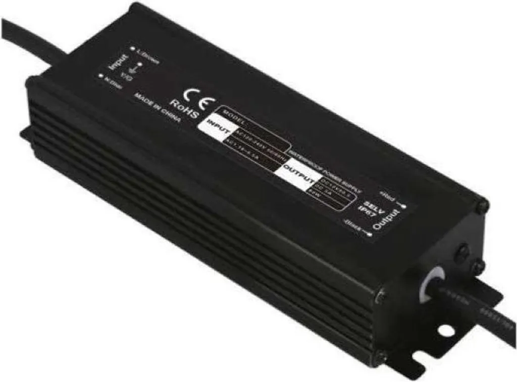 Transformateur 12V étanche pour éclairage de jardin et terrasse 100W