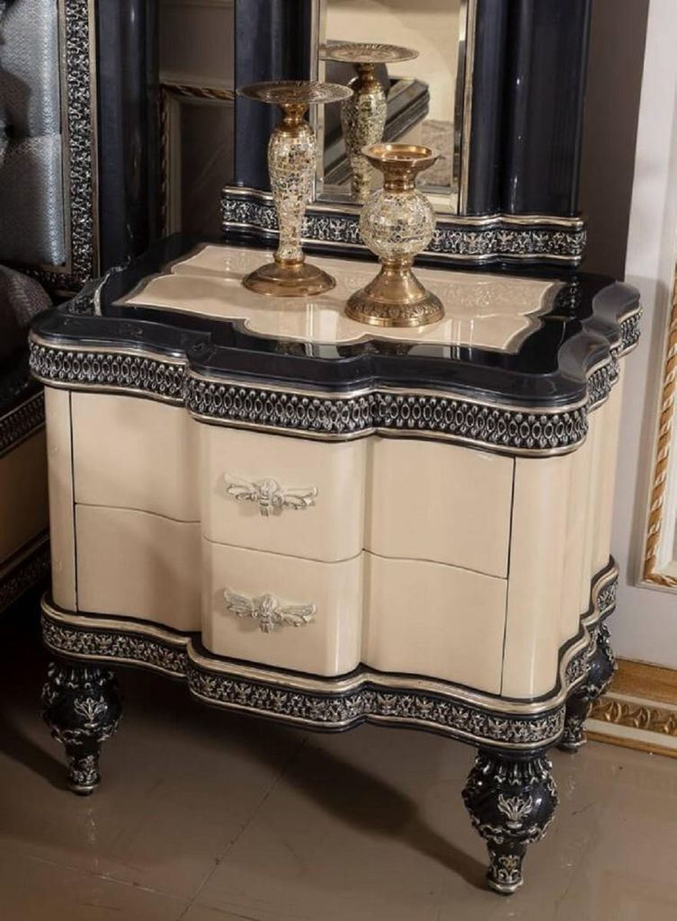 Casa Padrino Luxus Barock Nachtkommode Beige / Schwarz / Gold - Prunkvoller Barockstil Nachttisch mit 2 Schubladen - Luxus Schlafzimmer Möbel im B...