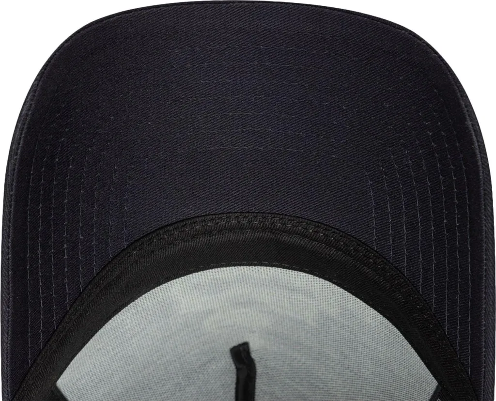 Bonnet New Era 60691299 Noir - Logo Brodé en Maille Douce Premium