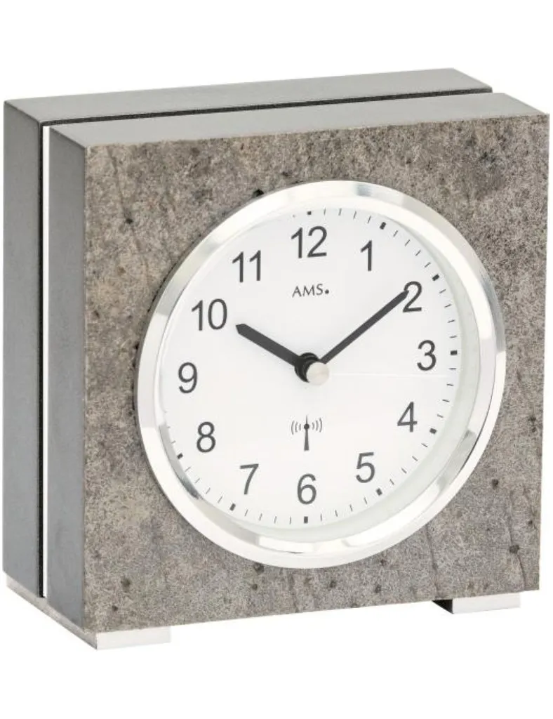 Horloge AMS 5156 radio-pilotée : finition pierre et aluminium brossé