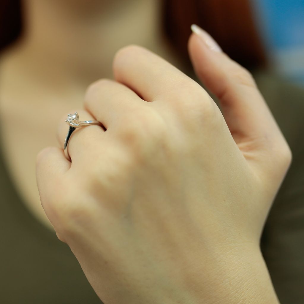0,20 Carat Solitär Diamantring 14 Karat Weißgold