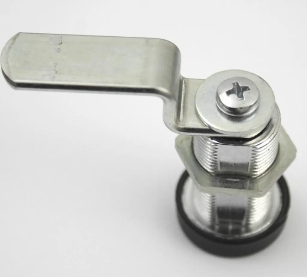 Serrure de coffre bloquée ? Remplacez-la par ce modèle métal durable - 3