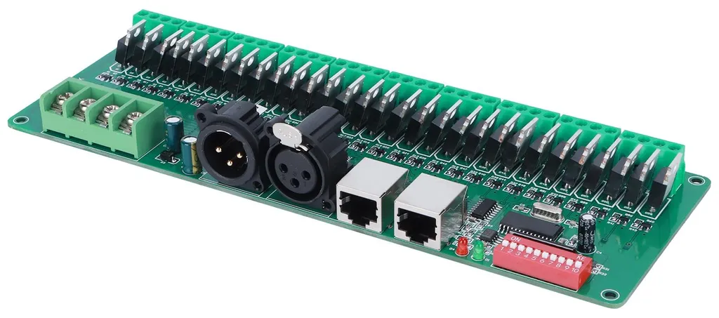 Contrôleur LED DMX 30 Canaux à Courant Constant pour Barres de Scène - 6
