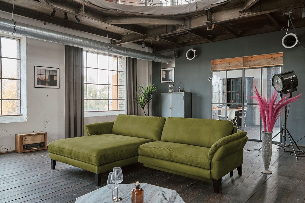 KAWOLA Sofa MALTA Ecksofa Stoff moosgrün mit motorischer Relaxfunktion Recamiere links