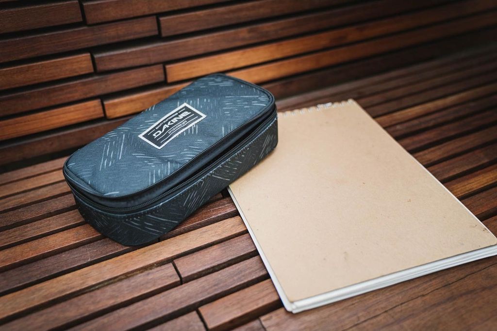 Dakine School Case XL Federmäppchen Black Produktbild 7