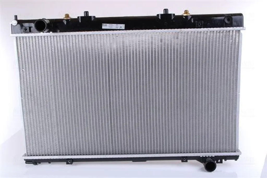 Évitez la Surchauffe de votre LS avec le Radiateur NISSENS 645951