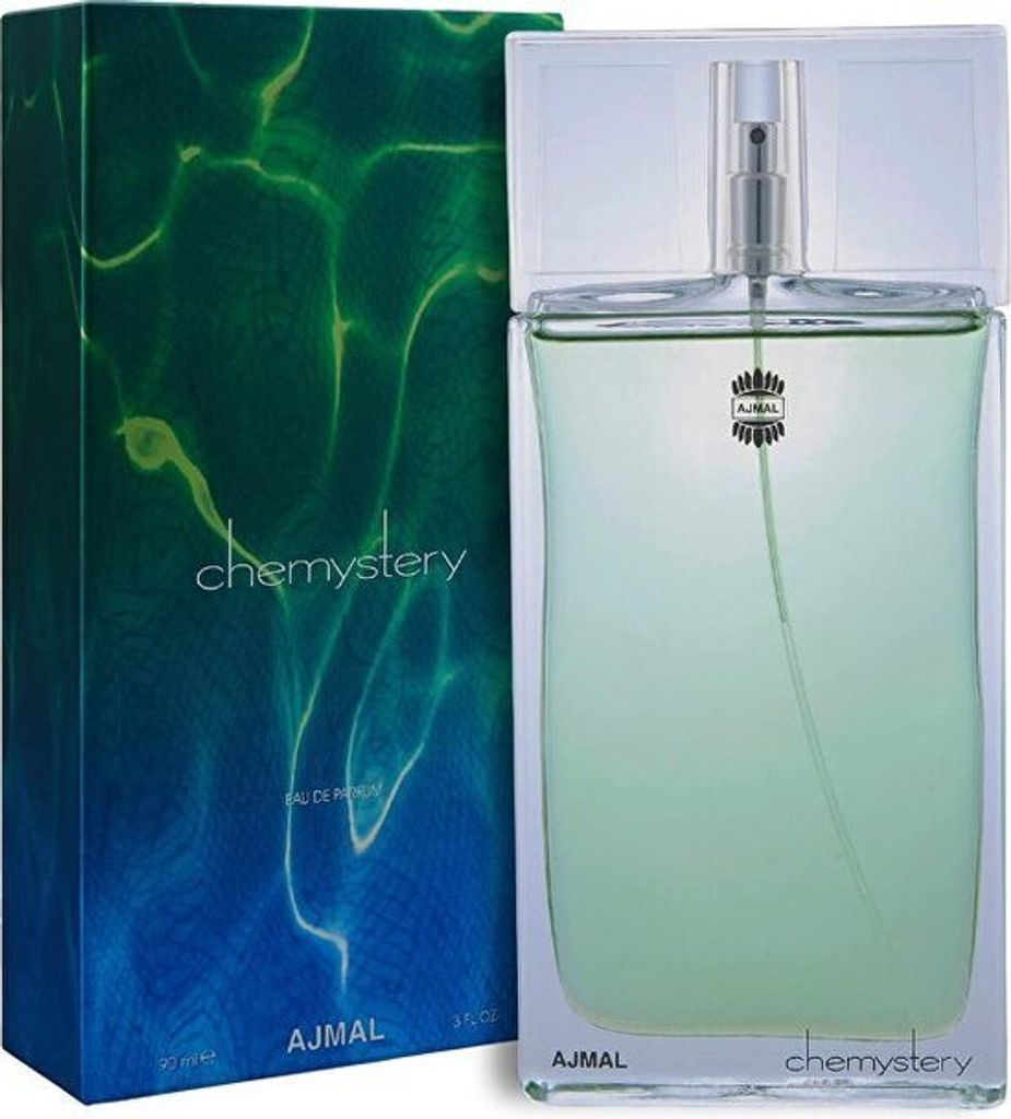 A perfume bottle and its box are displayed side-by-side against a white background.