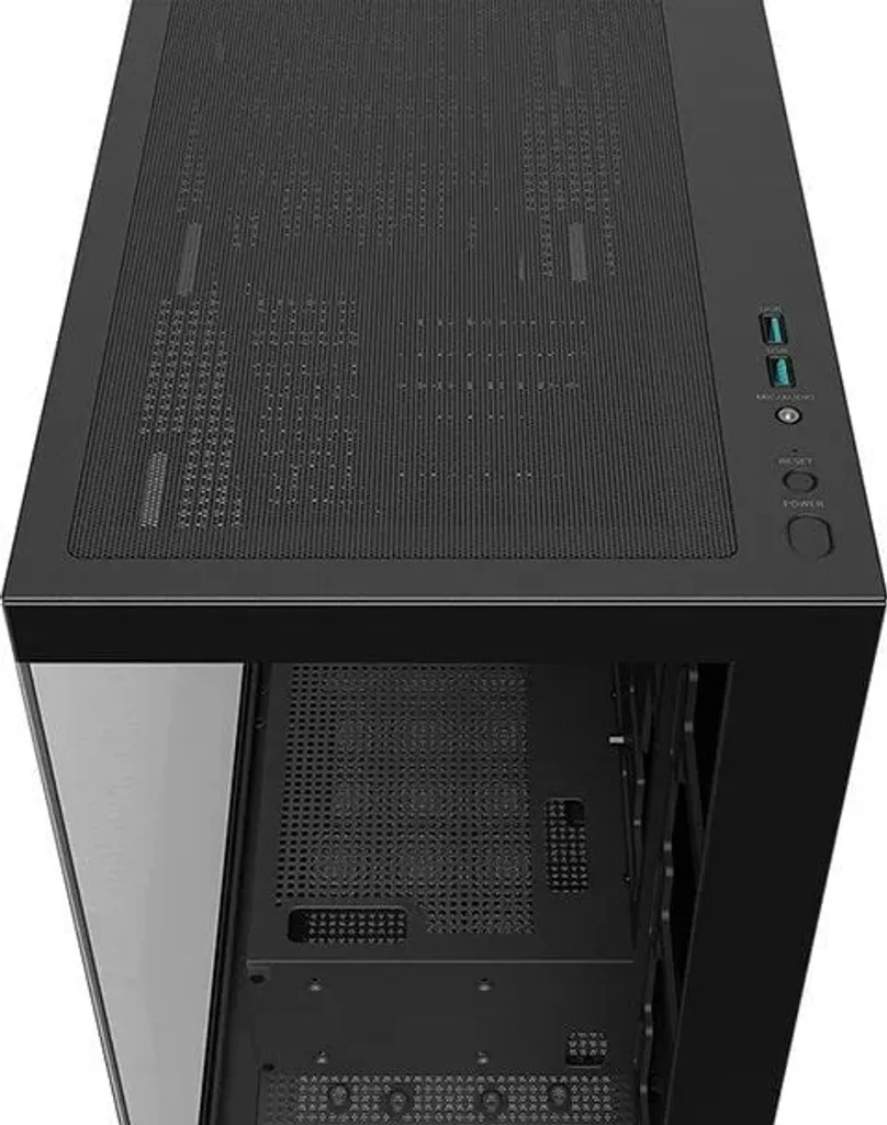 Boîtier PC Deepcool CG580 : fini les problèmes d'espace et de chauffe