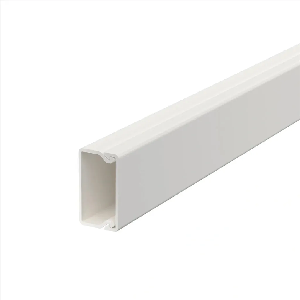 Canale da parete e soffitto OBO, foratura sul fondo, 15x30 mm, cloruro di polivinile, bianco puro, RAL, barra, 1 pz.