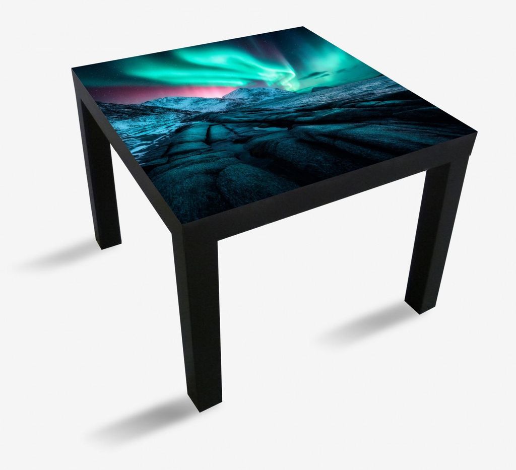 Wallario Möbeldesign / Aufkleber, geeignet für Ikea Lack Tisch - Polarlichter über Gebirge in 55 x 55 cm
