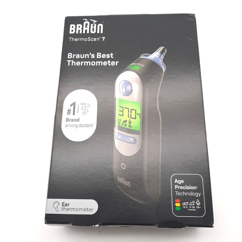 The image shows the retail packaging of a Braun ThermoScan 7 ear thermometer.