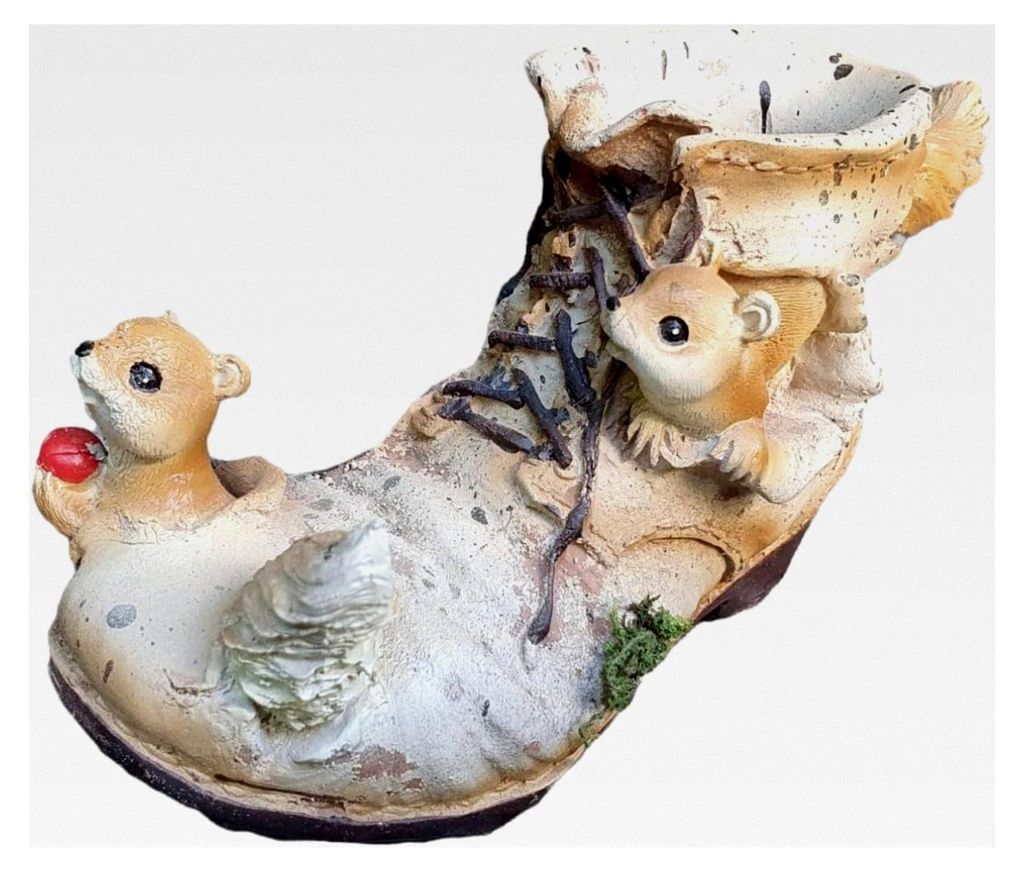 Gartenfigur mit Eichhörnchen – Pflanzfigur