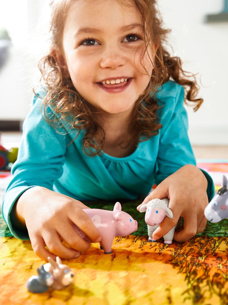 HABA Little Friends – Tierarzt Andreas Spielfigur Mit Abnehmbarem Kittel