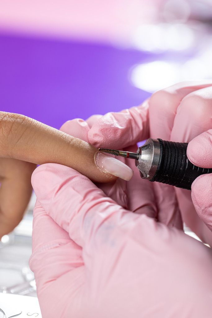 Hartmetall-Nagelhautentferner für Linkshänder-Stylisten - Feinkegel