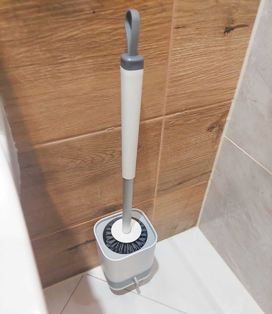 Einweg-Toilettenbürstenset Mit 18 Ersatzschwammköpfen – Wandmontiert, Grau – Mit Vorgespanntem Reiniger, 3 Düften