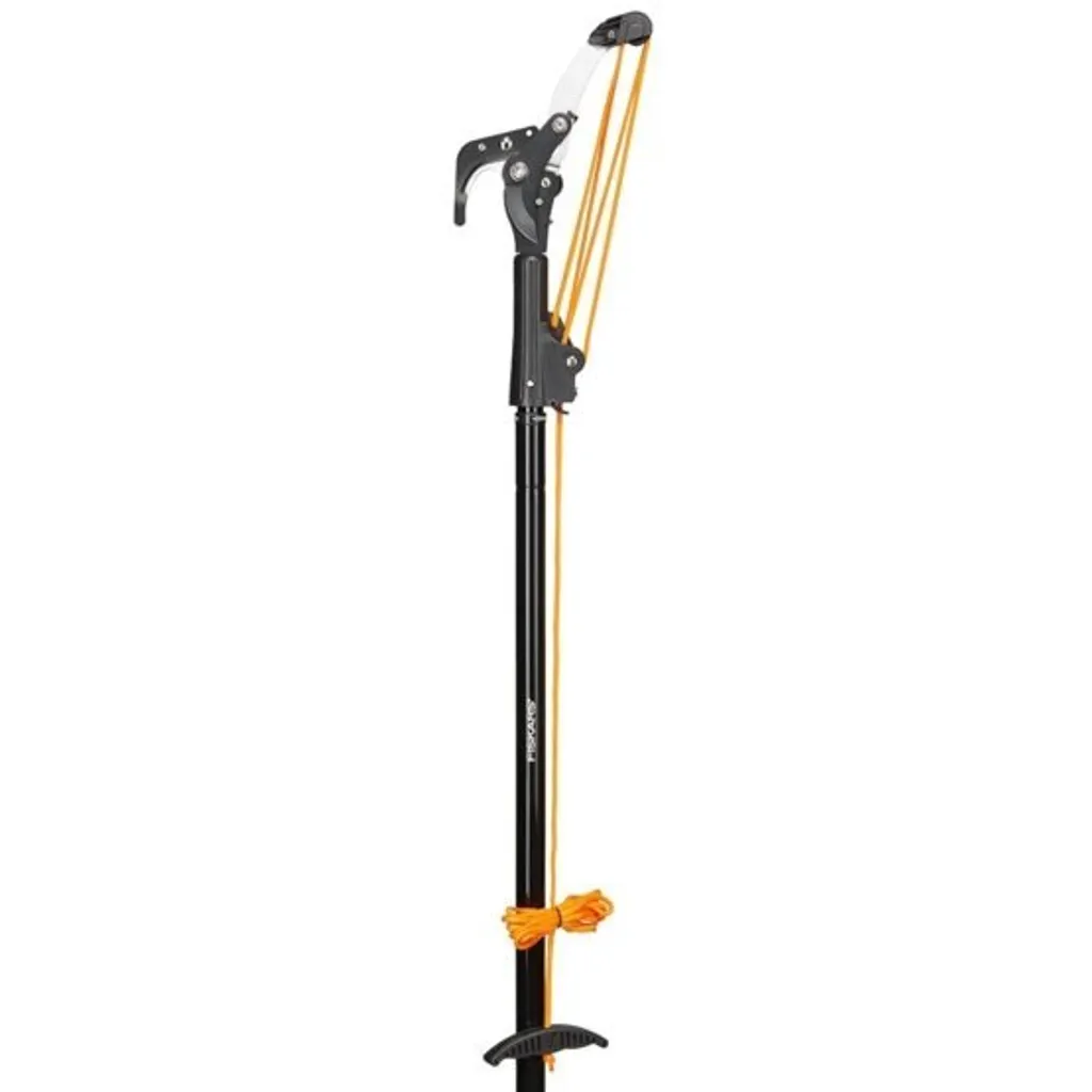 Sécateur d'arbre Solid Fiskars pour la taille précise des branches - 2