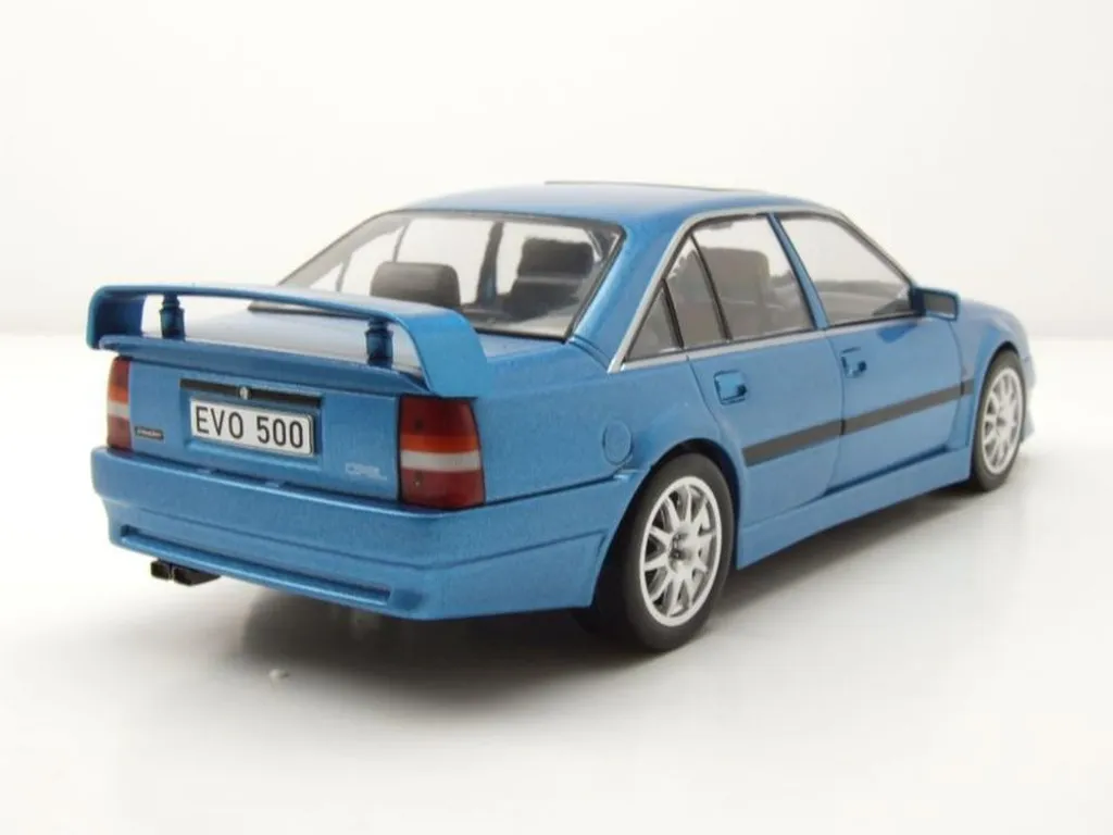 Modèle Réduit Opel Omega Evolution 500 1:24 pour Vitrine Collection