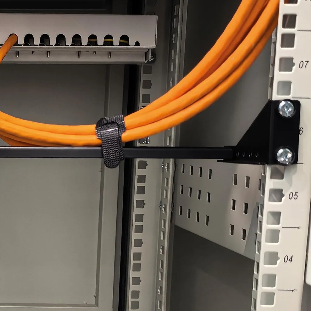 Rail de Guidage 1U Noir à Profondeur Ajustable pour Rack 19'' VALUE