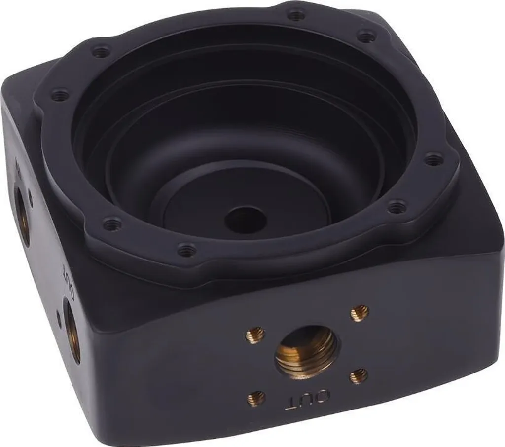 Alphacool Couverture de glace D5 en laiton chromé pour pompe watercooling