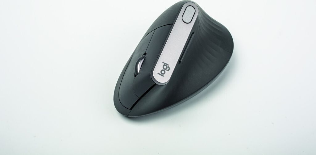 Logitech Wireless Mouse MX Vertical ergonomisch black Obrázok produktu 70