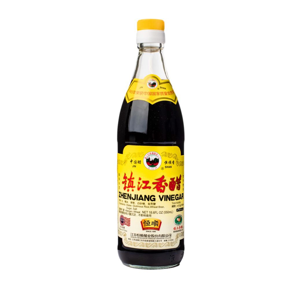 Heng Shun - Chinkiang Vinegar Black Vinegar in 550 ml Glass Bottle - Traditional Chinese Rice Vinegar (Black) Ideal for Dipping Sauces and Seasoning