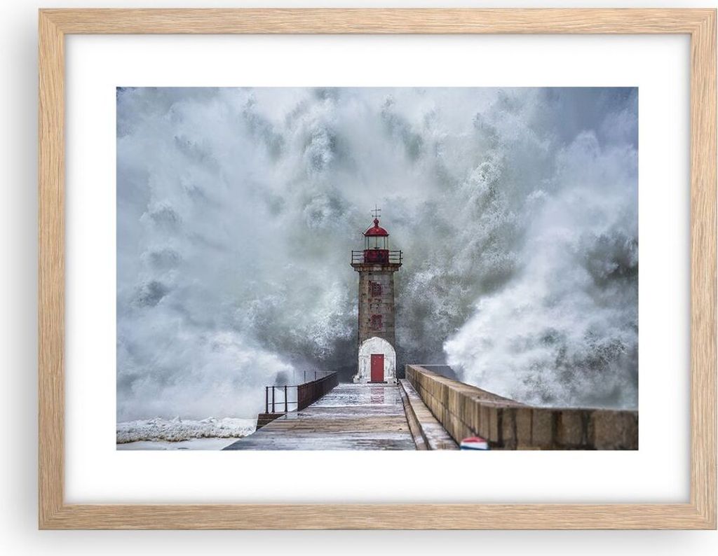 Gerahmtes Poster - Rahmen in heller Eiche - Laterne Meer Sturm - 40x30 cm - Wand Bild - Wanddeko - Wandbilder - Kunstposter - Wandposter - Bilderra...