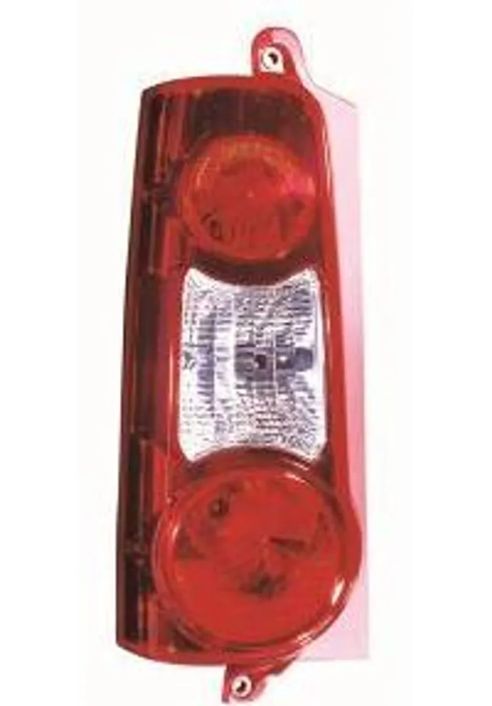 Remplacez votre feu arrière gauche cassé Berlingo Partner - OE 6350FJ