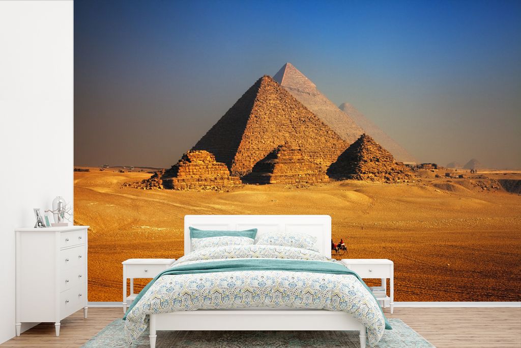 MuchoWow Fototapete für Wohnzimmer oder Schlafzimmer Wandtapete Vinyl Motivtapete Pyramiden in der Wüste - 450x300 cm - Gemusterte
